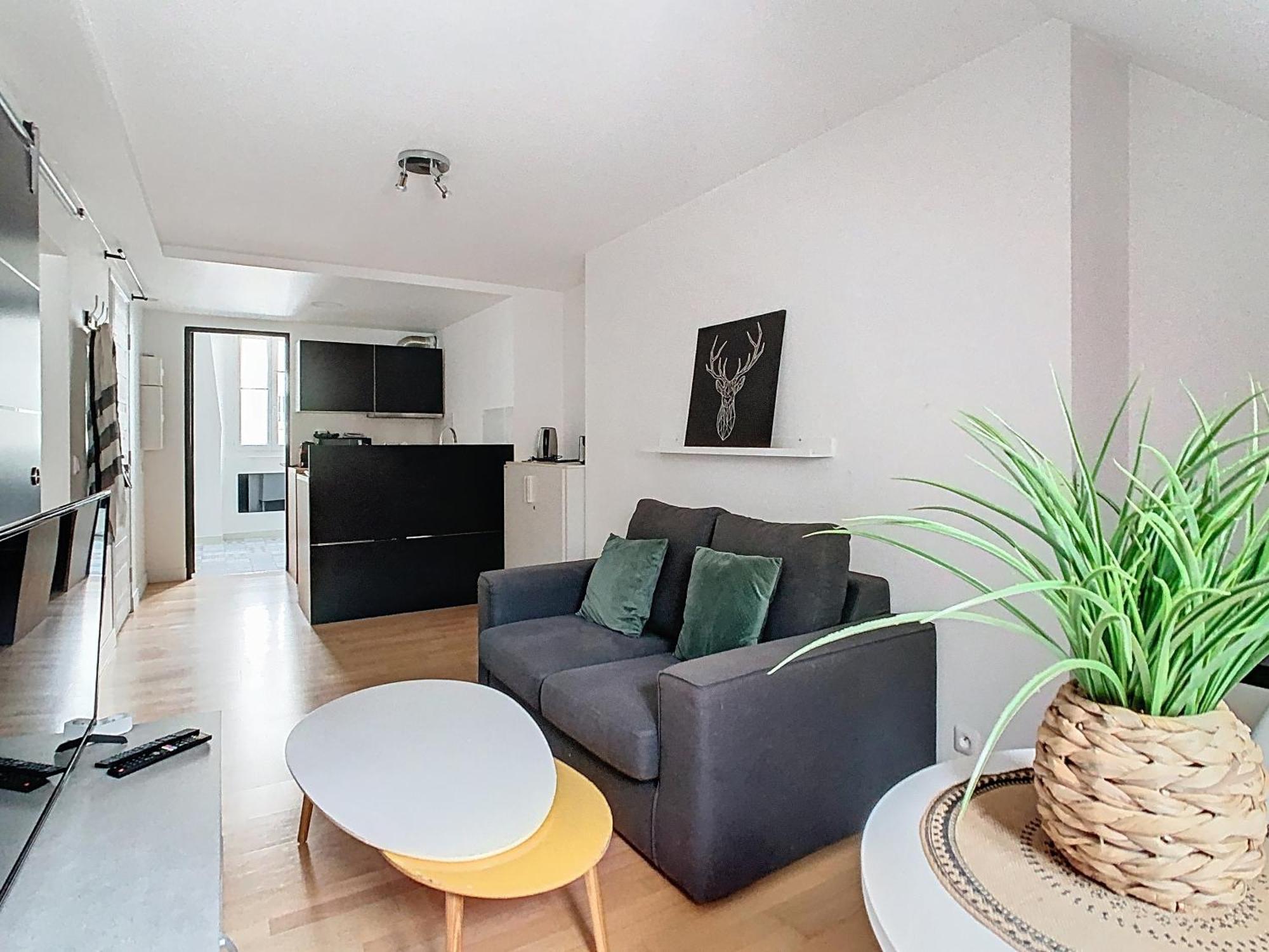 Le Briais Apartment Melun Exterior foto