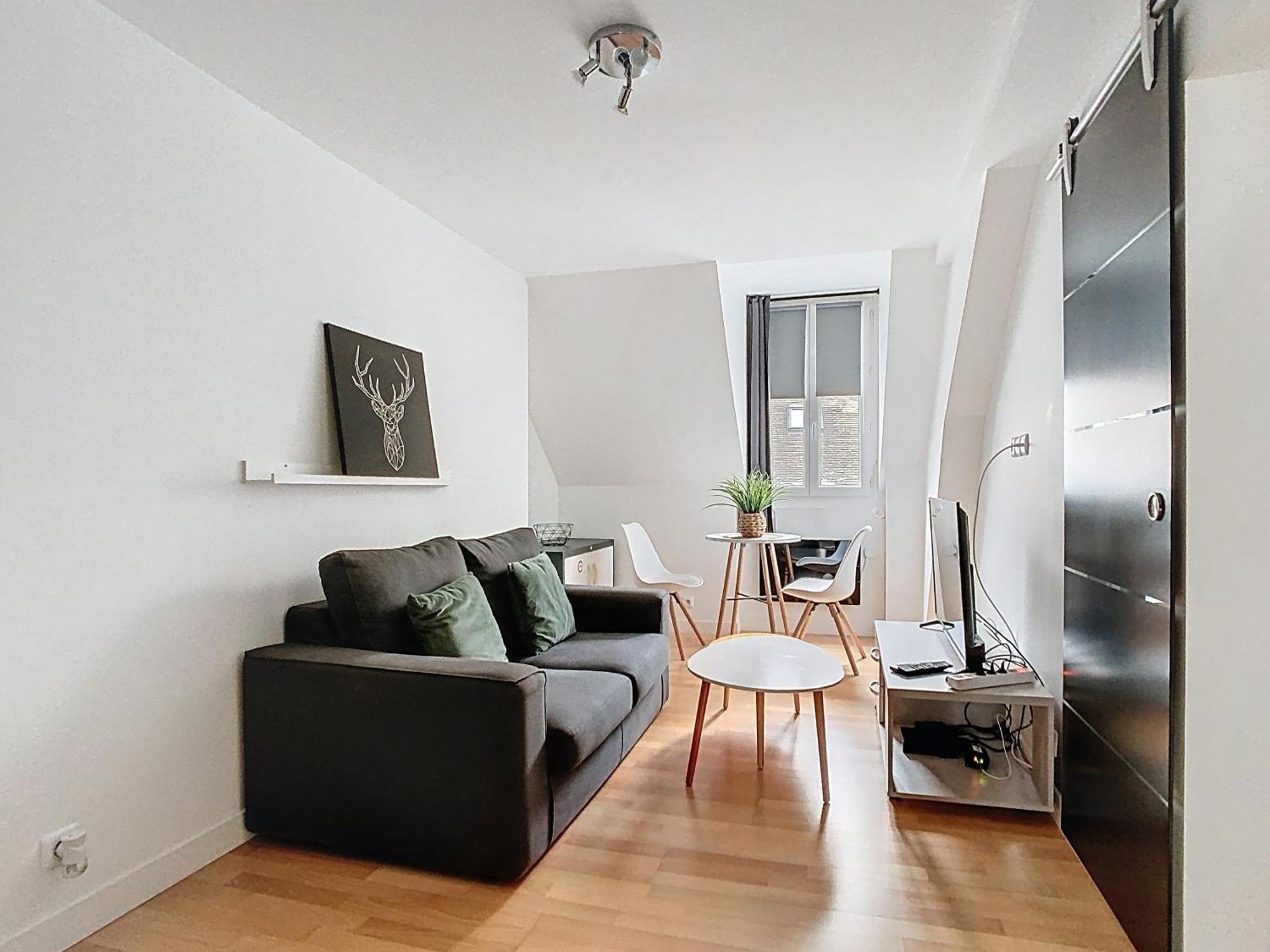 Le Briais Apartment Melun Exterior foto